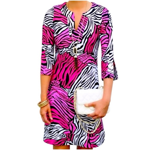 Jude Connally Celine Dress Black Pink Zebra Print Off Shoulder Bell Sleeve M NEW - Picture 1 of 9